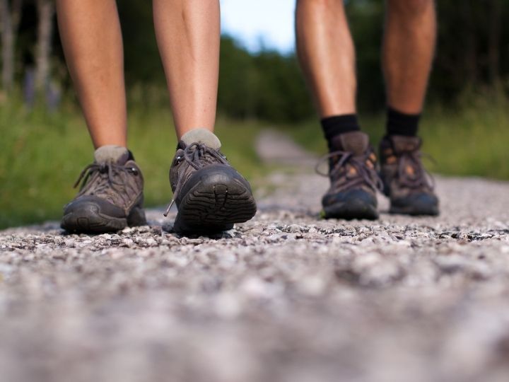 romantic hiking ideas, couple wearing the right hiking boots